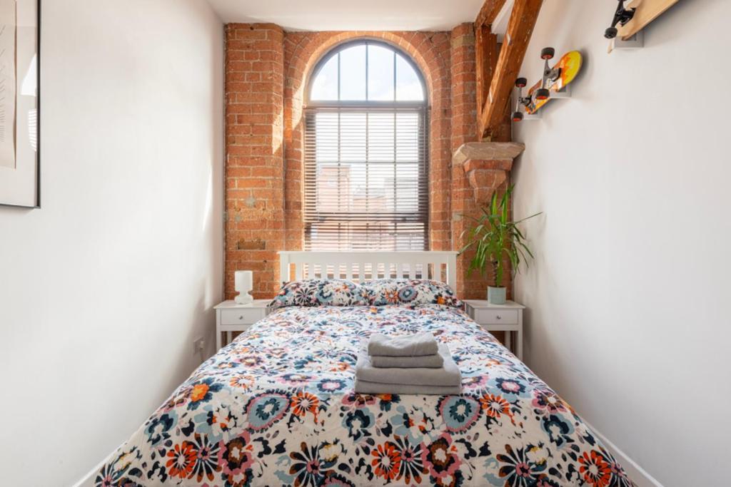 5 Mins Walk From Centre, Spacious City Apt, Open-Plan Nottingham Exteriér fotografie